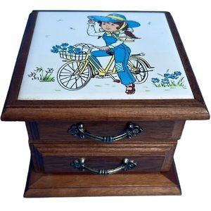 🎁 Vintage Painted Tile Top Jewelry Box